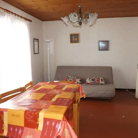 Holiday home Le Boisvinet